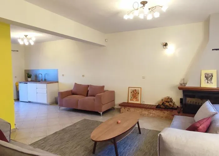 Peaceful Living, The Golden Apartamento